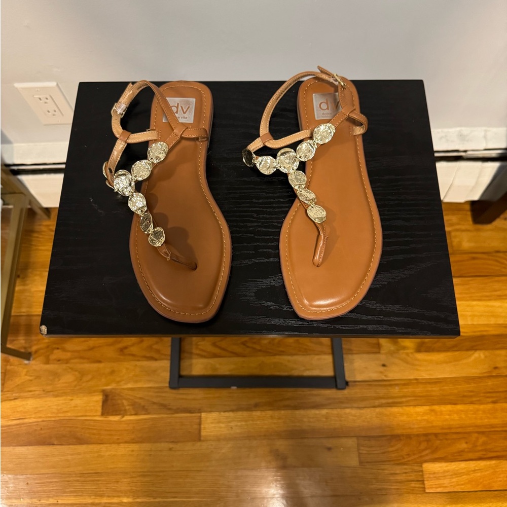 DV by Dolce Vita Brown T-Strap Sandals with Gold Accents